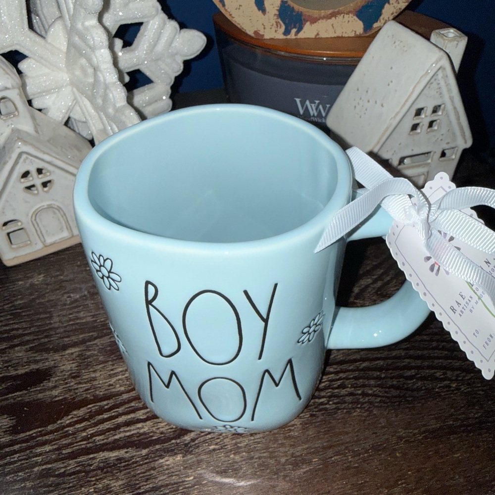 Rae Dunn “Boy Mom” Blue Mug w/ Daisy Print – NWT - Picture 2 of 6